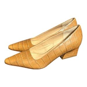 Franco Sarto Tan Crocodile-Embossed Heels Size 8.5